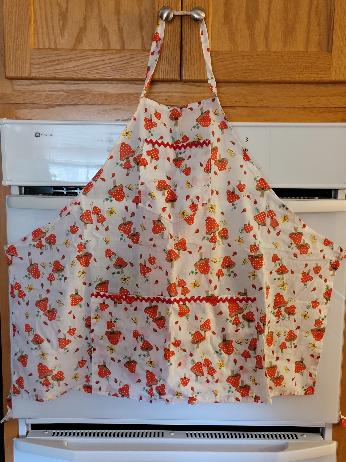 Aprons & Tablecloths